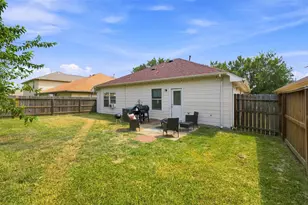 8011 Ginger Park Dr, Baytown, TX 77521 - Photo 15
