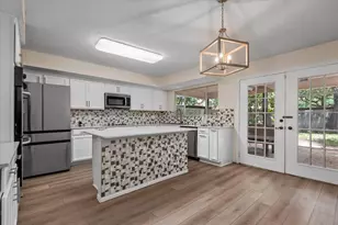 13022 Hollow Brook Dr, Houston, TX 77082 - Photo 11