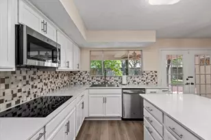 13022 Hollow Brook Dr, Houston, TX 77082 - Photo 13