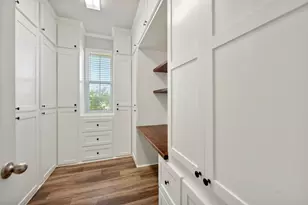 6811 Bayou Trail Dr, Alvin, TX 77511 - Photo 37