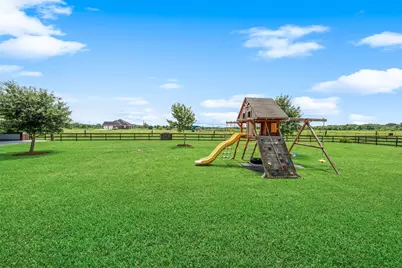 6811 Bayou Trail Drive, Alvin, TX 77511 - Photo 19