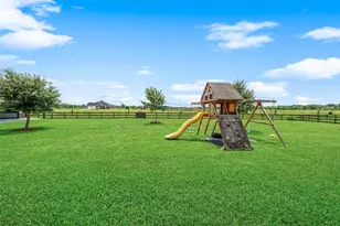6811 Bayou Trail Dr, Alvin, TX 77511 - Photo 19
