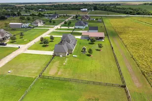 6811 Bayou Trail Dr, Alvin, TX 77511 - Photo 5