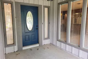 24 Greentree Ln, Conroe, TX 77304 - Photo 3