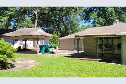 24 Greentree Lane, Conroe, TX 77304 - Photo 5