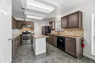 16423 Maple Downs Ln, Sugar Land, TX 77498 - Photo 15