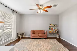 90 Live Oak, Van Vleck, TX 77482 - Photo 3