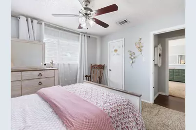 90 Live Oak, Van Vleck, TX 77482 - Photo 15