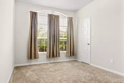 25008 Calais New Court Lane, Kingwood, TX 77339 - Photo 3