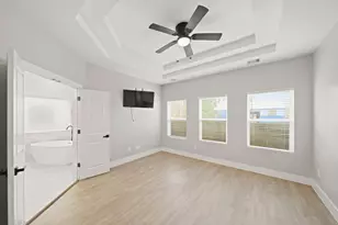 505 Carl St, Houston, TX 77009 - Photo 13