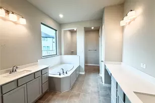 10703 Sundial Lupine Ct, Cypress, TX 77433 - Photo 9