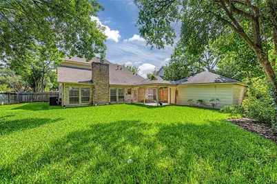 11651 Trailmont Drive, Houston, TX 77077 - Photo 37