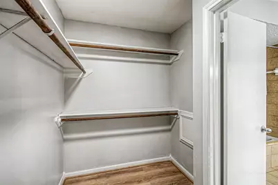 11651 Trailmont Drive, Houston, TX 77077 - Photo 13