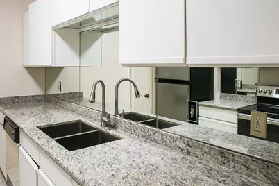 3098 Holly Hall Street #3098, Houston, TX 77054 - Photo 11