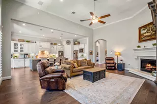 219 Chirping Squirrel Ct, Pinehurst, TX 77362 - Photo 7
