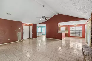 22122 Meadowhill Dr, Spring, TX 77389 - Photo 5