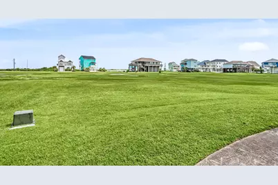 3807 Carmel Court, Galveston, TX 77554 - Photo 5