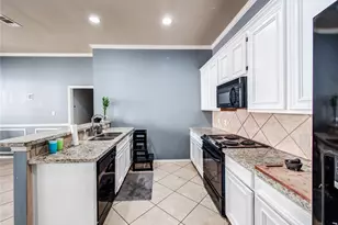 14926 Tuttle Point Dr, Houston, TX 77082 - Photo 9