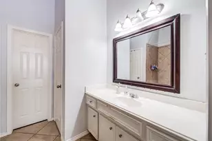 14926 Tuttle Point Dr, Houston, TX 77082 - Photo 11