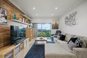 3231 Allen Pkwy, Houston, TX 77019 - Photo 1