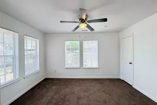 5302 Clay St, Houston, TX 77023 - Photo 9