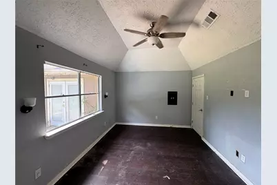 4514 Beechcraft Street, Seabrook, TX 77586 - Photo 9