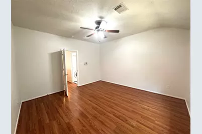 213 E Summerhaze Circle, The Woodlands, TX 77382 - Photo 15