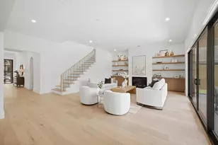 212 E 24th St, Houston, TX 77008 - Photo 7