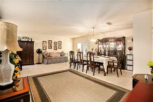 17 Manor Way, Galveston, TX 77550 - Photo 3