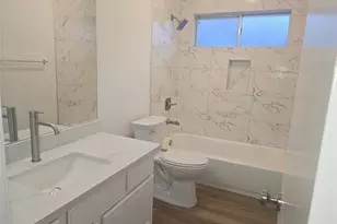 11514 Turtle Lake Dr, Houston, TX 77064 - Photo 15