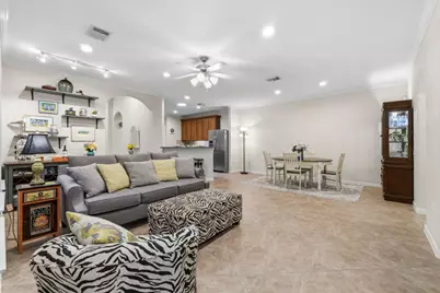 194 W Kentwick Place, Conroe, TX 77384 - Photo 13