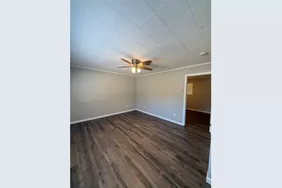 120 Charles Barker Avenue #9, Cleveland, TX 77327 - Photo 3