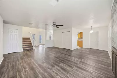 11103 Sageorchard Circle, Houston, TX 77089 - Photo 5