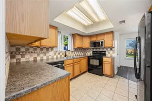 11103 Sageorchard Cir, Houston, TX 77089 - Photo 13