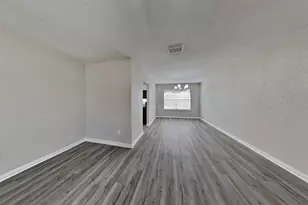 3414 Green Fields Dr, Sugar Land, TX 77479 - Photo 3