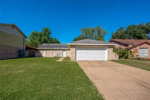 7615 Wovenwood Ln, Houston, TX 77041 - Photo 1