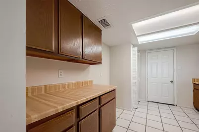 7615 Wovenwood Lane, Houston, TX 77041 - Photo 11