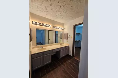 8319 Wind Veil Drive, Houston, TX 77040 - Photo 35