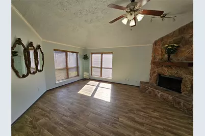 8319 Wind Veil Drive, Houston, TX 77040 - Photo 11