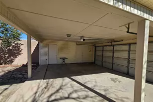 8319 Wind Veil Dr, Houston, TX 77040 - Photo 5