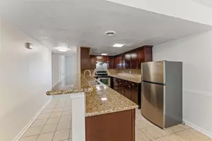 12633 Memorial Dr, Houston, TX 77024 - Photo 23