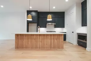 323 Malone St, Houston, TX 77007 - Photo 9