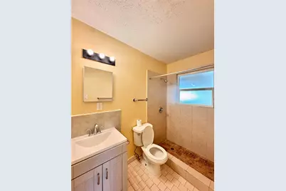 8215 Lugary Drive, Houston, TX 77074 - Photo 19