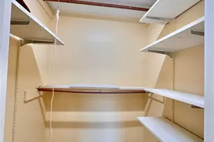 8215 Lugary Dr, Houston, TX 77074 - Photo 23