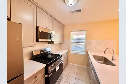 8215 Lugary Drive, Houston, TX 77074 - Photo 11