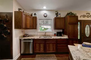 28030 Hwy 6, Hempstead, TX 77445 - Photo 15