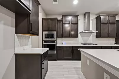 6710 Sterling Springs Lane, Katy, TX 77493 - Photo 13