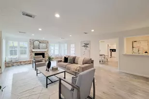 10703 Idlebrook Dr, Houston, TX 77070 - Photo 25