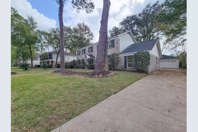 10703 Idlebrook Drive, Houston, TX 77070 - Photo 7