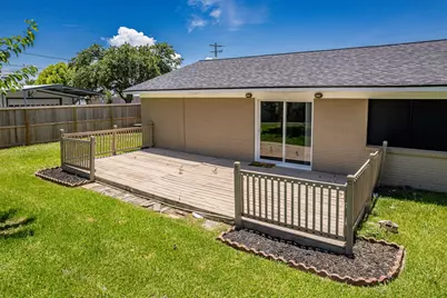 130 Bay Ridge Drive, Baytown, TX 77523 - Photo 29